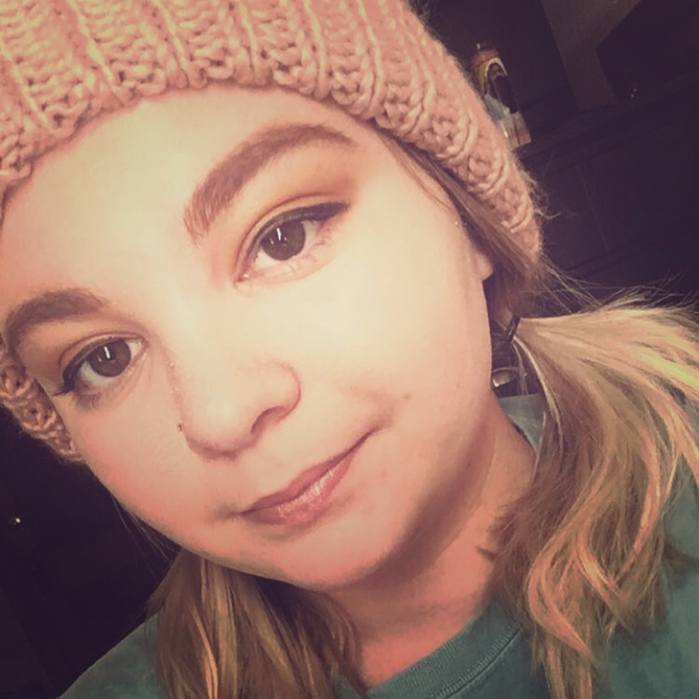 Meet your Posher, Amanda